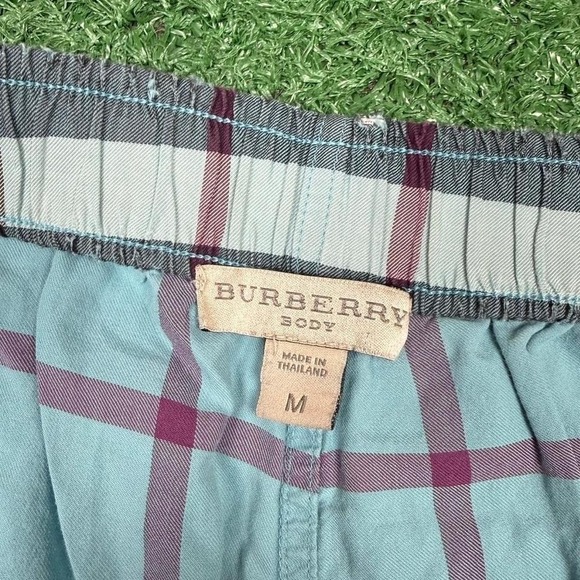 Burberry Body Plaid Boxer Shorts Size M - Picture 3 of 7